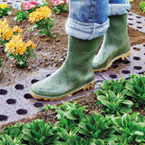 MAXI GARDEN BOARD being walked on
